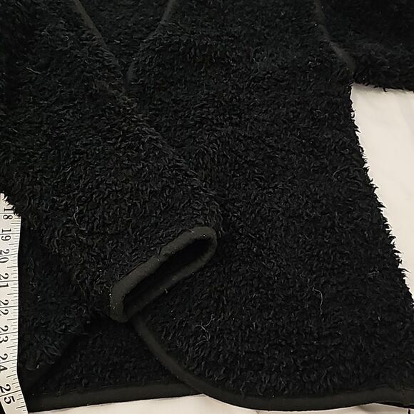 Monrow fuzzy cardigan size medium - Picture 7 of 10